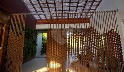 Casa com 5 quartos à venda em Jardim Acapulco - SP