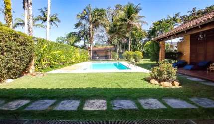 Condomínio com 4 quartos à venda em Jardim Acapulco - SP