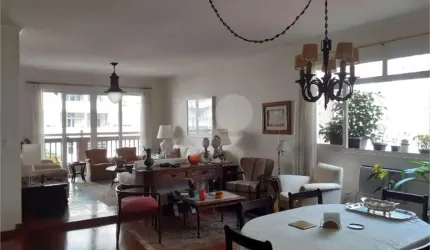 Apartamento com 4 quartos à venda em Boqueirão - SP