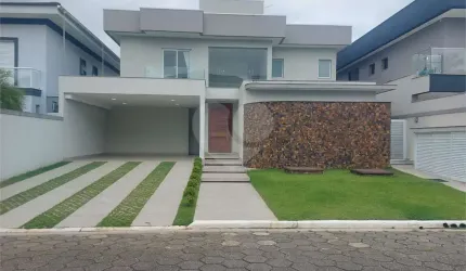 Casa com 6 quartos à venda em Jardim Acapulco - SP