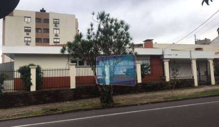 EXCELENTE CASA