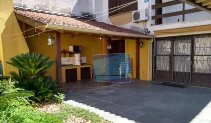 EXCELENTE  CASA