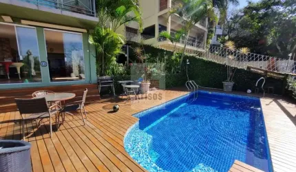 Linda Casa à Venda em Local Privilegiado  - Jardim Peri Peri - Conforto e Estilo!