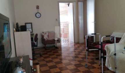 ótima casa térrea bem localizado
