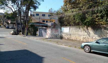 ECXELENTE ÁREA BEM LOCALIZADO