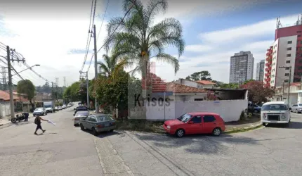Investimento Imperdível: Terreno com Casa em Esquina Estratégica!