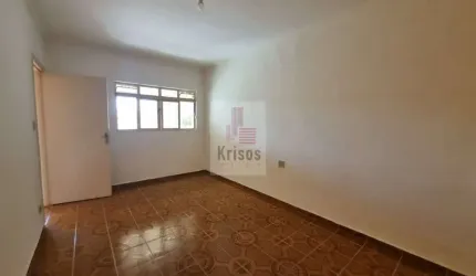 Casa Térrea com 250m² em Osasco: Conforto e Praticidade!