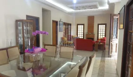 Linda Casa em Vila Fechada na Vila São Francisco