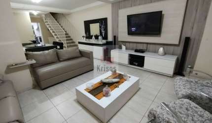 Sobrado com 170m², 3 suítes, 5 vagas no Jardim Bonfiglioli