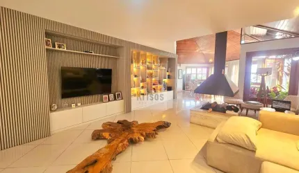 Sobrado 300m² | 4 Dorms (2 Suítes) | Piscina | Salão de Festas | Vista Definitiva ? Parque dos Prínc