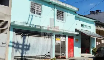 Sobrado em terreno de 250 m² , 7 dormitórios e 2 vagas + salão comercial no Rio Pequeno !!!