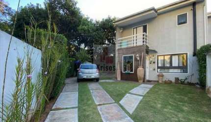 Linda Casa em Estilo Americano com Excelente Acabamento!