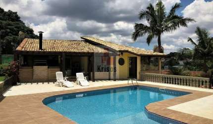 Excelente Casa Contemporânea com Vista para o Parque Cemucam!