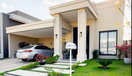 Casa Térrea Condomínio Florais do Valle com 3 Suítes, Néo Clássica, Planejados