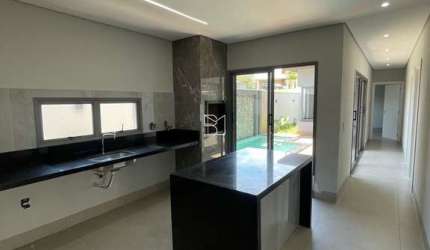 Casa Terrea, 3 Suites 1 Closet Master, Lavanderia, Lavabo, 4 Vagas de Garagens