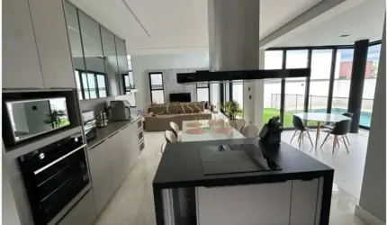 Casa à venda de 373m² | 04 dormitórios, sendo 03 suítes e 02 vagas de garagem | Condomínio Residencial Verana - Loteamento Verana | São José dos Campos |
