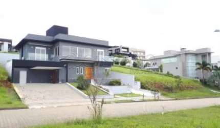 Sobrado à venda de 311m² | 05 dormitórios, sendo suítes e 04 vagas de garagem | Condomínio Reserva do Paratehy Norte - Urbanova | São José dos Campos |