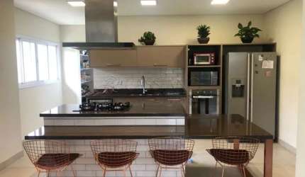 Casa à venda de 320m² | 04 dormitórios, sendo 03 suítes e 04 vagas de garagem | Condomínio Alphaville I - São José dos Campos |