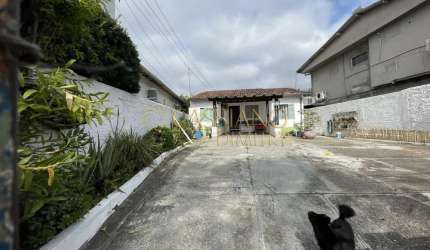 Ponto comercial para venda e locação de 91m² | 03 dormitórios, 02 banheiros e 07 vagas de garagem | Vila Ema - São José dos Campos |