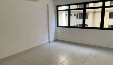 Ótima localização, sala comercial com 34 m², banheiro.