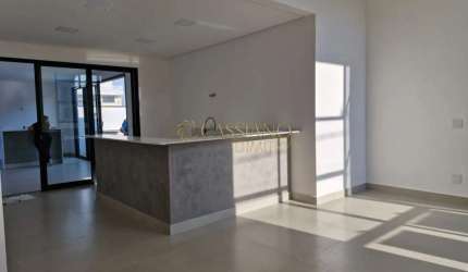 Casa à Venda de 180m² | 03 dormitórios sendo 01 suíte e 03 vagas de garagem | Condomínio Residencial Reserva Rudá -  Bairro Floresta