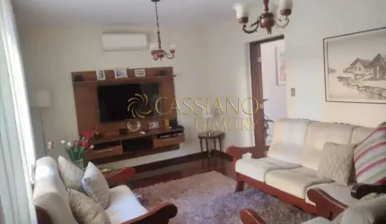 Sobrado à venda de 160m² | 03 dormitórios, sendo 01 suíte e 03 vagas de garagem | Vila Industrial - São José dos Campos |