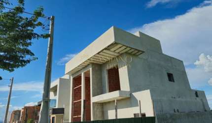 Casa à venda de 196m² | 04 dormitórios, sendo 02 suítes e 02 vagas de garagem | Condomínio Vereda dos Campos - Putim | São José dos Campos |