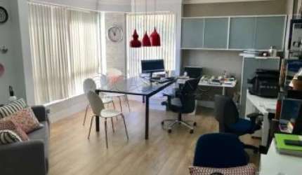 Sala comercial à venda de 27m² | 01 banheiro e 01 vaga de garagem | Edifício Net Office - Jardim Esplanada | São José dos Campos |