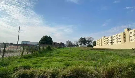 Terreno comercial
