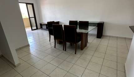 Apartamento amplo de 3 qts para locação