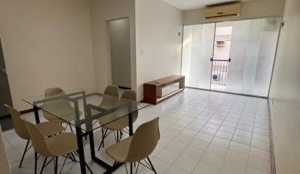 Apartamento amplo no parque 10