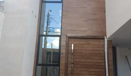 -Linda casa, sobrado, casa nova, 4 suítes, piscina, aceita financiamento Guara II