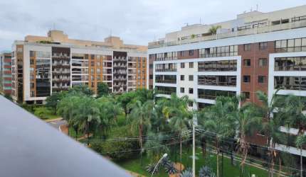-Exclusivo 4 suítes, canto, 4 vagas, novo, pronto, ao lado do parque ecológico, aceita financiamento, oportunidade