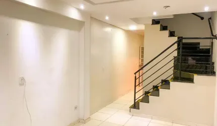 Casa em Condomínio para Venda em São Paulo, Itaquera, 2 dormitórios, 2 suítes, 3 banheiros, 1 vaga