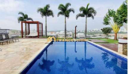 Casa com Linda vista em Condomínio Urbanova