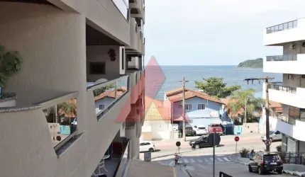 Apto na Avenida da Praia de Bombinhas