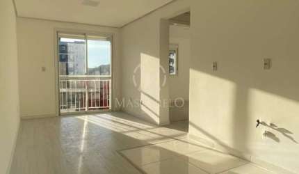 Apartamento com 2 dormitórios e elevador no Bairro Vinhedos em Caxias do Sul