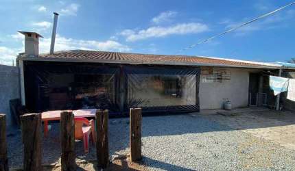 Casa em Alvenaria na região da praia - Balneário Barra do Sul - Salinas