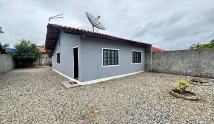 Casa 2 quartos de alvenaria no Centro - Balneário Barra do Sul