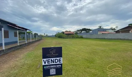 Terreno com AT 375,00m² a venda em São Francisco do Sul- Praia do Ervino