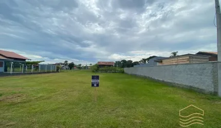 Terreno com AT 375,00m² a venda em São Francisco do Sul- Praia do Ervino