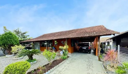 CASA- APENAS 50 METROS DA LAGOA-BALNEÁRIO BARRA DO SUL