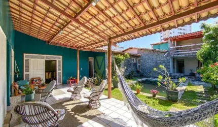 Casa com 5 quartos à venda, 281 m² por R$ 630.000 - Papicu - Fortaleza/CE