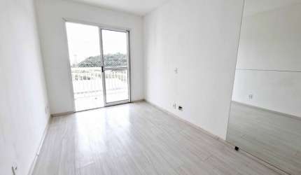 Apartamento 2 Dormitórios com 1 Vaga - Parque do Carmo