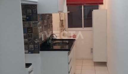 Apartamento com 2 Dormitórios e Armários no Vila Flora