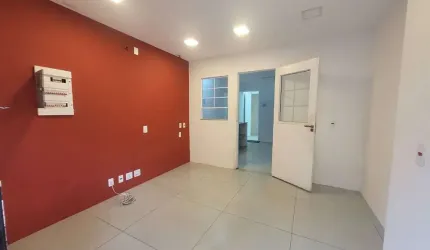 Loja para alugar, 38 m² por R$ 3.590,75/mês - Várzea - Teresópolis/RJ