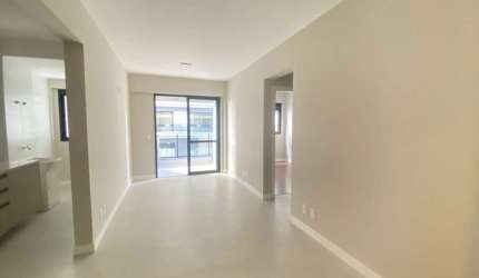 Centro | Apartamento 2 quartos (1 suíte)