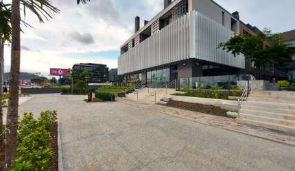 Saco Grande | Loja Comercial 133m² no First