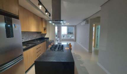 Centro | Apartamento 2 quartos (1 suíte)