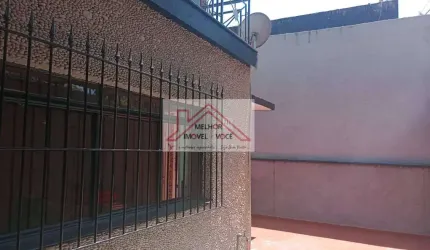 Amplo Sobrado Reformado - 3 Dormitórios e Quintal Espaçoso - Pinheiros.